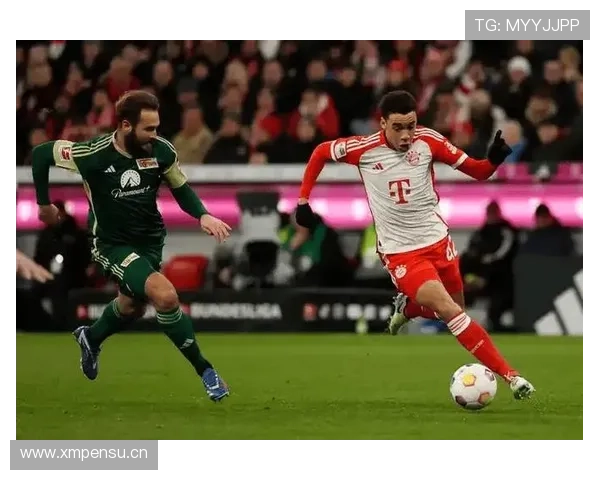 拜仁防线问题持续暴露，对争冠稳定性形成阶段性考验