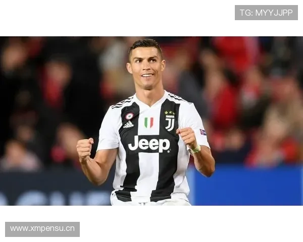 曼联重返欧冠难度加大，竞争激烈与积分差距或将制约赛季目标