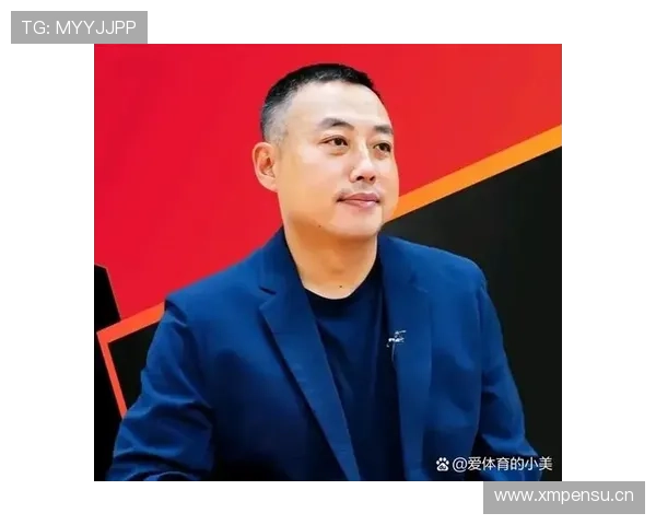 刘国梁又开始喝那种上万一瓶的茶？我还在超市瞎拣呢！