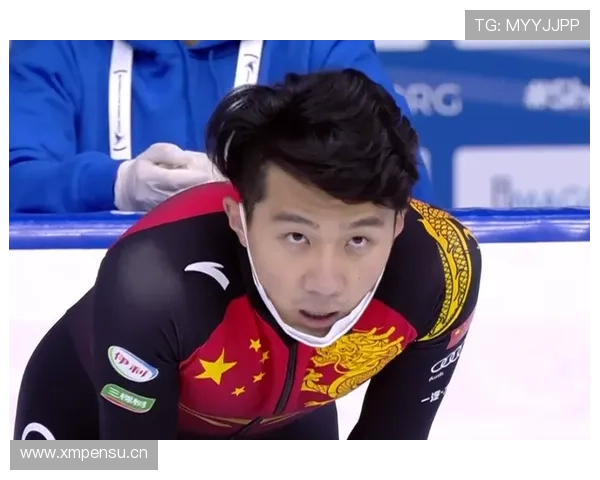 任子威又晒周末：私人厨、豪车接娃、连床单都订制，我笑着流泪