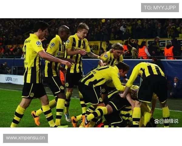 多特蒙德攻防转换混乱，问题根源在于中场组织与防守衔接